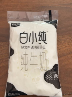 君乐宝，小白纯，好喝不贵，不错的呢