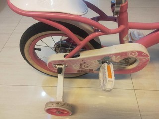 给宝宝买自行车一定挑质量好的