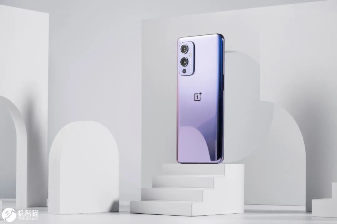 OnePlus 9：短板？对不起，没找到