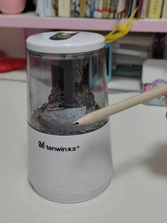 削笔利器，费电是不存在的，费铅笔倒是真的