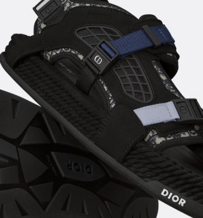 Dior Atlas 2021春夏新款男士凉鞋上架咯，售价8500元！