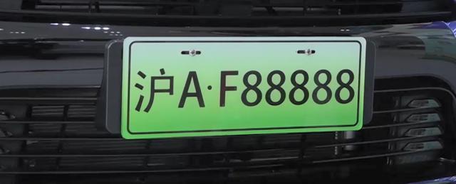 评车场No115：试驾完最新款的领克01 PHEV，我也成为了领克车主