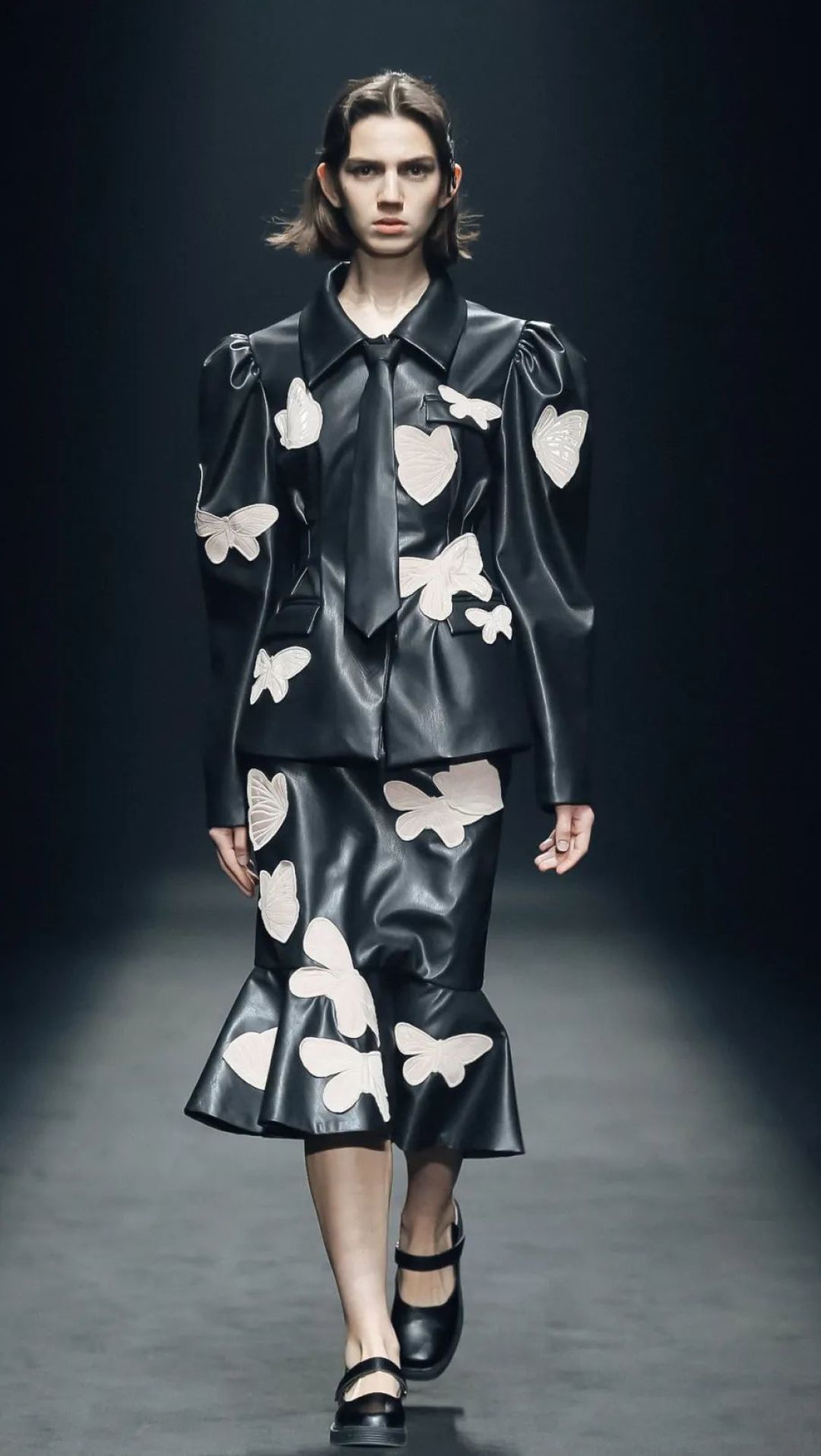 秀场直击 | 浪漫与花城时尚新力量