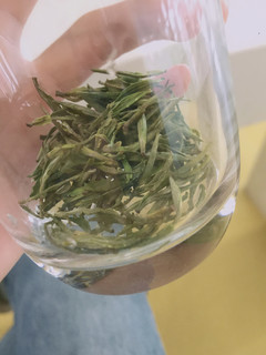 我已经喝到春天的第一杯新茶毛峰啦