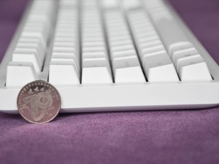 悦米机械键盘，送女朋友办公的好礼物