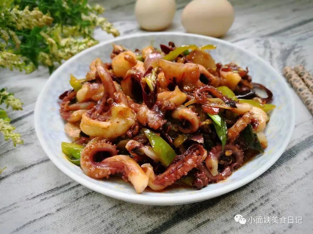 爆炒魷魚須的做法 爆炒魷魚須怎麼炒好吃_什麼值得買