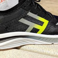 运动装备 篇五：小米有品又上缓震“黑科技”，FREETIE超轻竞速跑鞋体验