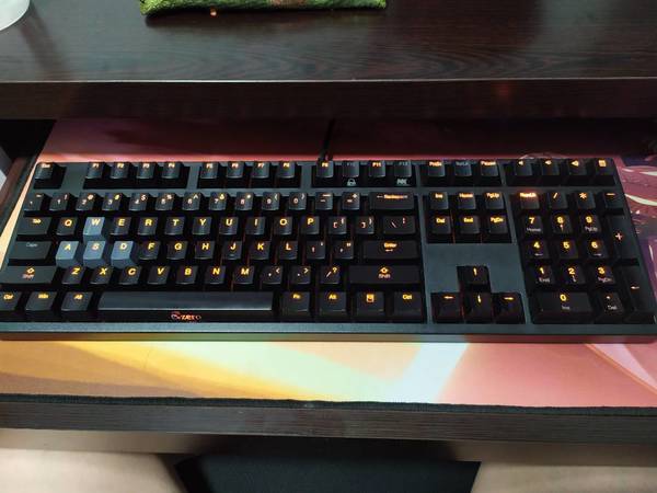 鸭子键盘，黑轴练成大力金刚指