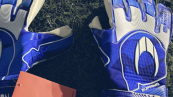 守门员手套挑选指南 — 如何选择尺寸、剪裁、品牌？