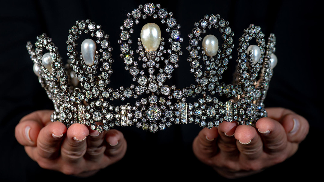 玩家情报|今日4条要闻，Rosé成蒂芙尼全球大使，苏富比即将拍卖的珍珠钻石王冠可以试戴了等