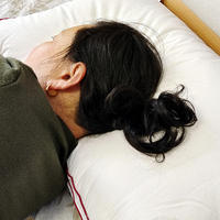 家居好物 篇九：关爱睡眠质量，就这款愉悦之家弹簧释压颈椎枕开始