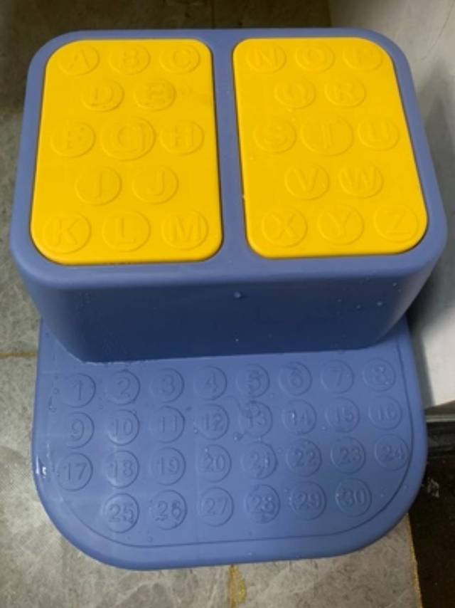 多功能儿童防滑脚踩双层加厚垫脚凳 