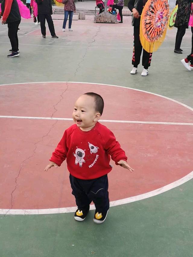 江博士儿童机能鞋，给宝宝第一步打好基础