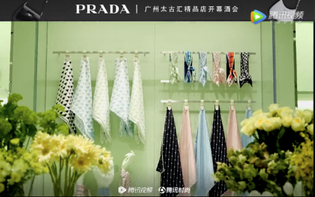 明星们都在背的这款prada 会成为下一个 断货王 吗 女包 什么值得买 明星们都在背的这款prada 会成为下一个 断货王 吗 女包 什么值得买