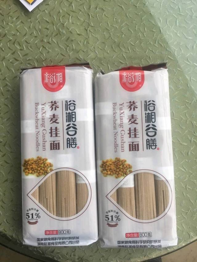 不想吃精细面食，就买了荞麦面