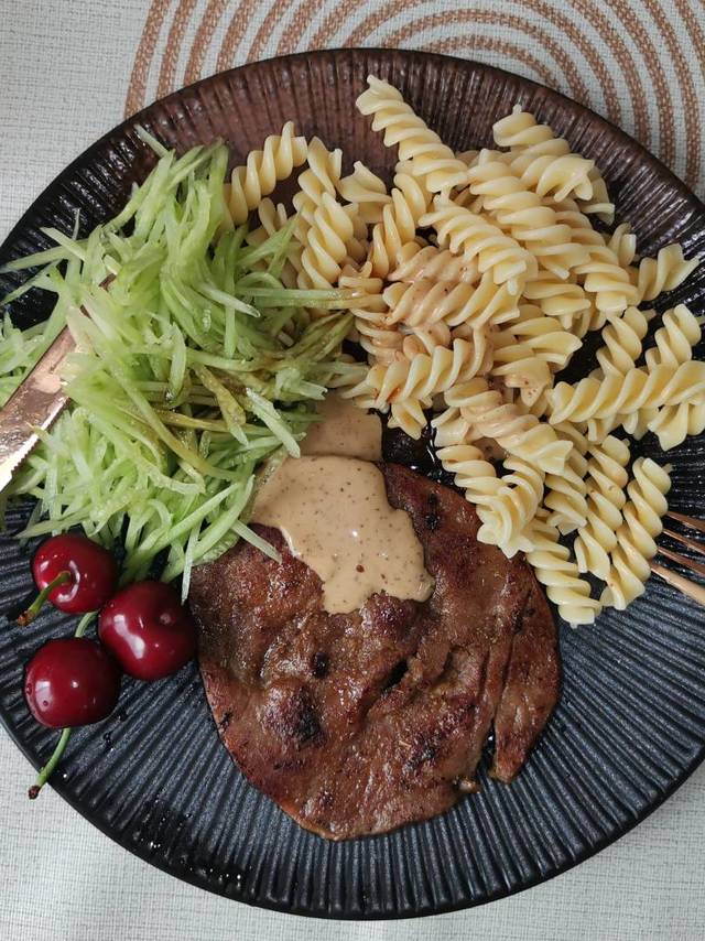 和肉一起很入味