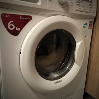 衣物清洗小能手-LG滚筒洗衣机