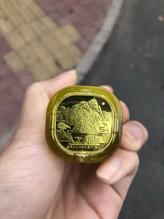 2019年泰山异形纪念币