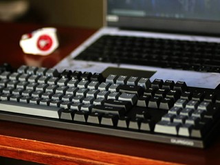 杜伽K310无光樱桃机械键盘