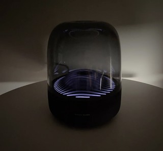 哈曼卡顿琉璃3代蓝牙音箱，行走的颜值！