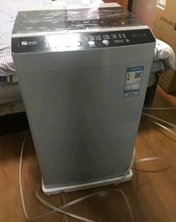 荣事达（Royalstar）小型洗衣机