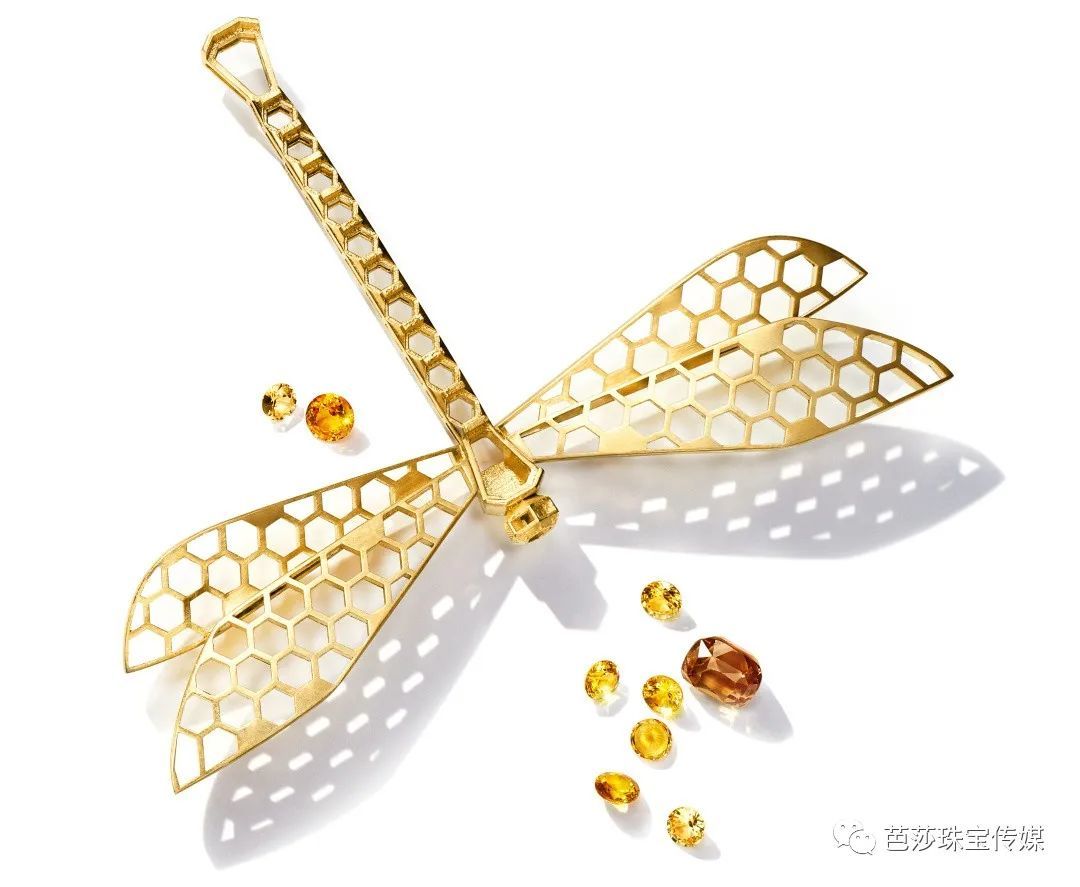 原来它们也是珠宝设计师的灵感缪斯？最时髦的昆虫珠宝大盘点！