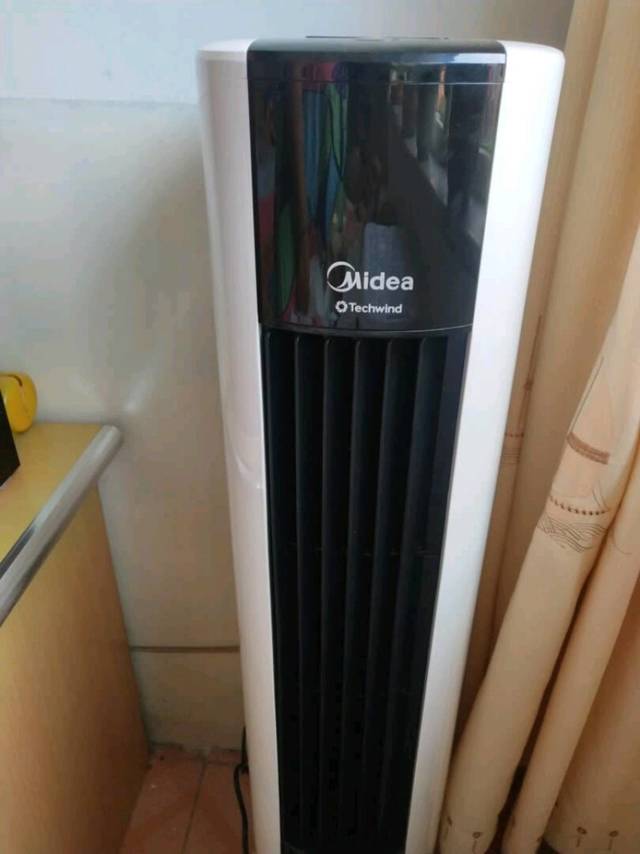 吹风冰冰凉凉的