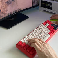 独特手感的妖轴，让人心里发痒的一款机械键盘，黑爵镖人定制