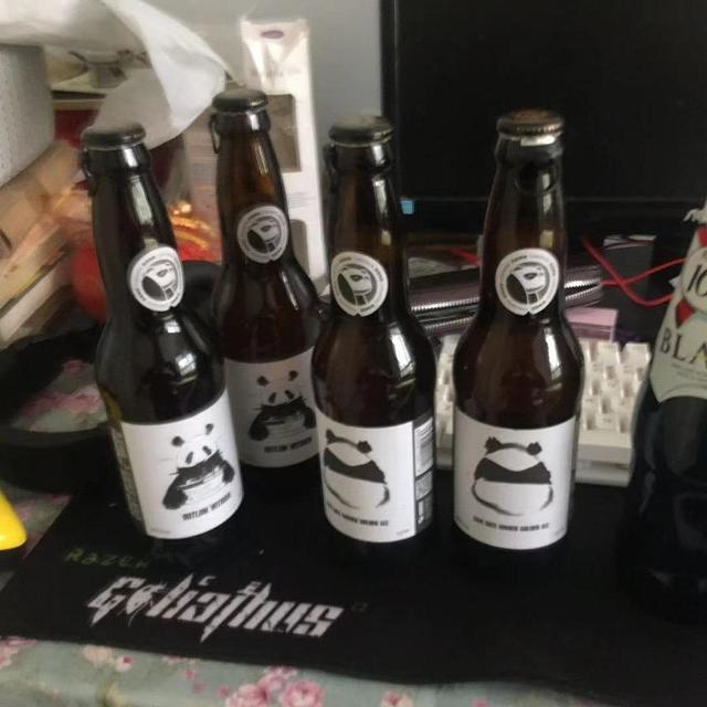 斑马精酿啤酒测评《对比熊猫精酿》