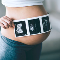 在怀孕早中晚三个阶段，胎宝分别有“三怕”，准妈妈要牢记