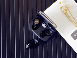 实力圈粉、楼氏动铁，诺基亚P3600耳机