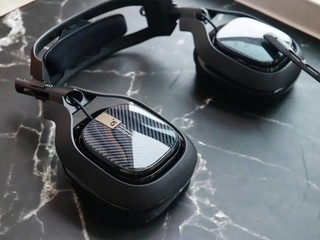 罗技（G）Astro A40电竞游戏耳机