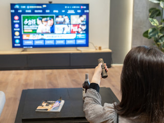 全球首款XDR电视，在家也能看大片