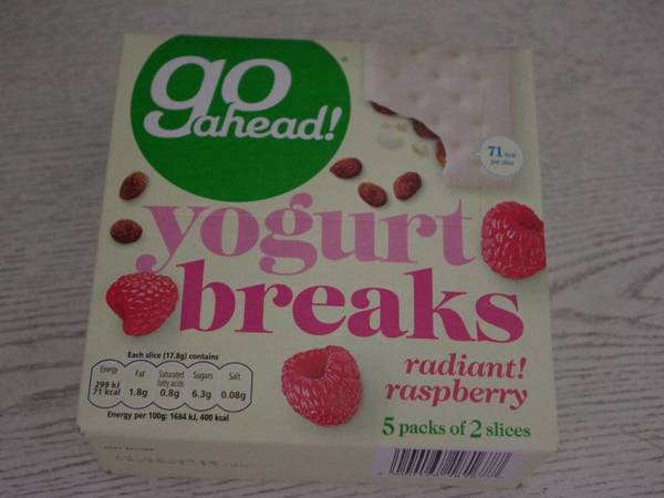 独立包装的酸奶涂层饼干，英国进口