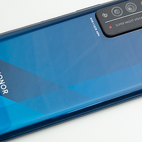 荣耀X10“有货”了，6GB+128GB售价仅为2189元。