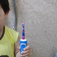 宝宝第一款电动牙刷
