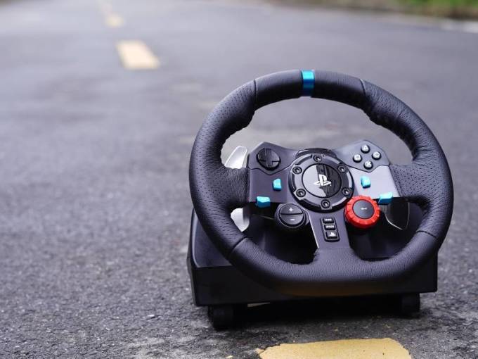 罗技方向盘怎么样 罗技g29驾驶模拟入门饶不开的好物_什么值得买