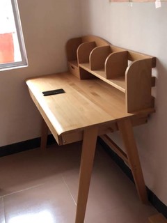 家用实木书桌台，适合各个年龄