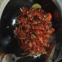 广东人做的油焖小龙虾，和你家的有不一样吗？