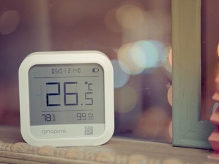 家居必备的一款温湿度计