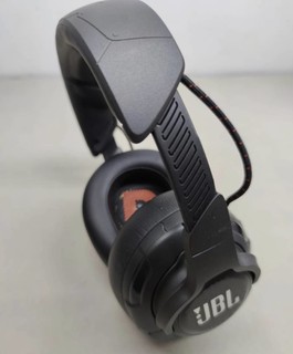 jbl 高配版本的游戏耳机