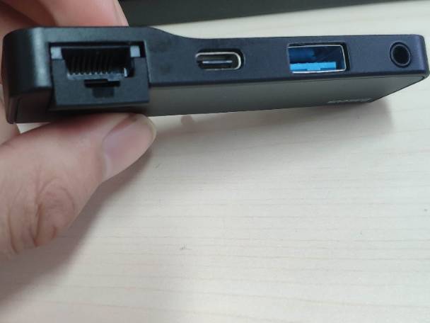 倍思USB集线器
