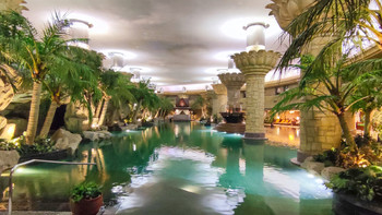 五星级酒店的泳池怎么样？ 篇四：北京东方君悦酒店游泳体验分享