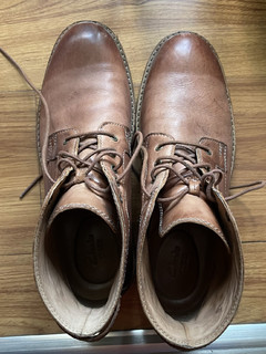 木头鞋底的clarks型男靴