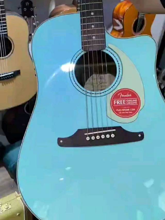 芬达电箱吉他