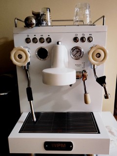 惠家330，中规中矩的一款咖啡机