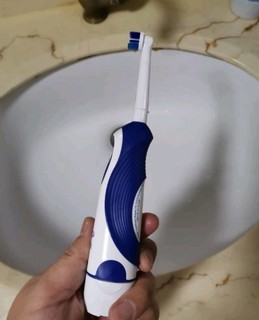 欧乐B（Oral-B）DB4010 便携