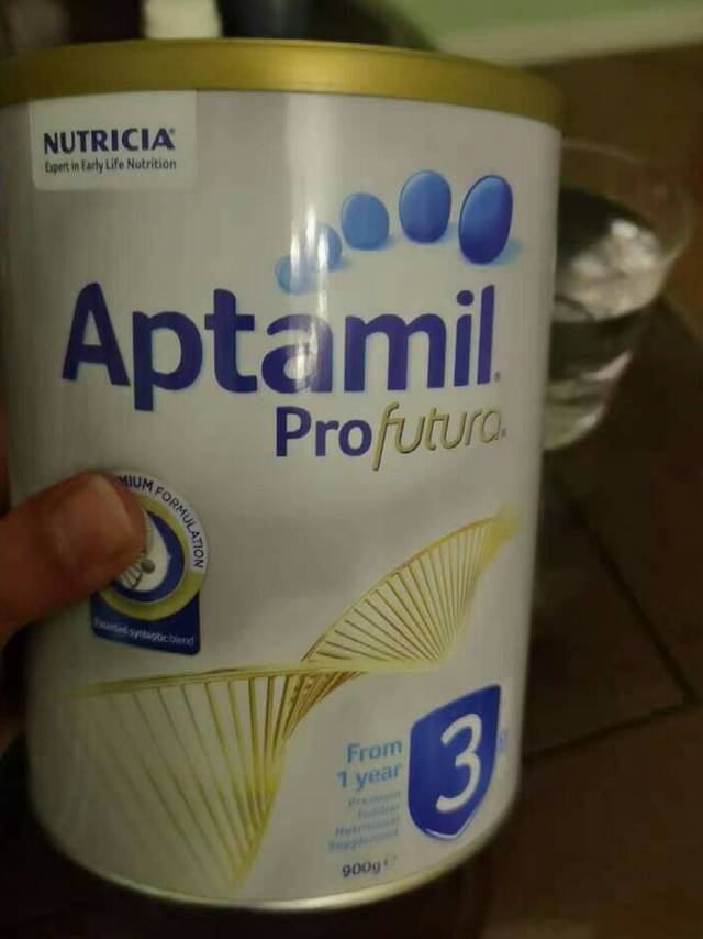 澳洲新西兰Aptamil爱他美白金版