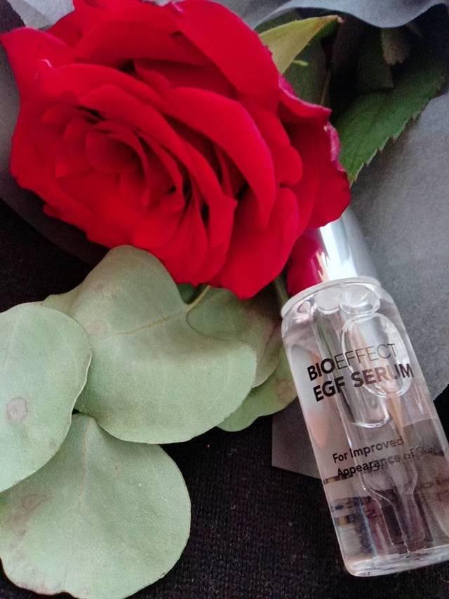 贵妇精华蓓欧菲