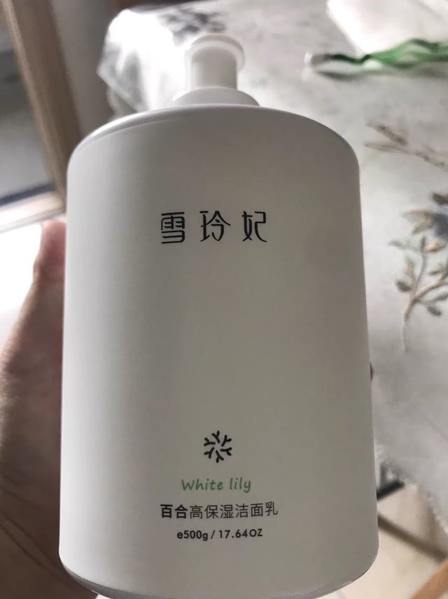 氨心白胖子，洗出水嫩肌